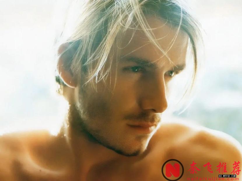 Netflix推出的纪录片《贝克汉姆》，一部揭示足坛超级巨星背后故事的高分作品！