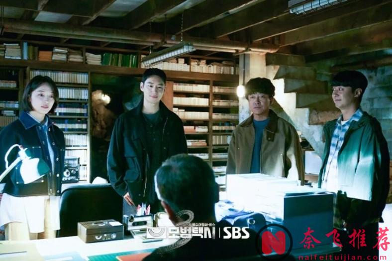 這部生猛的韓劇《模範計程車3/模範計程車3》，第三季他終於來了