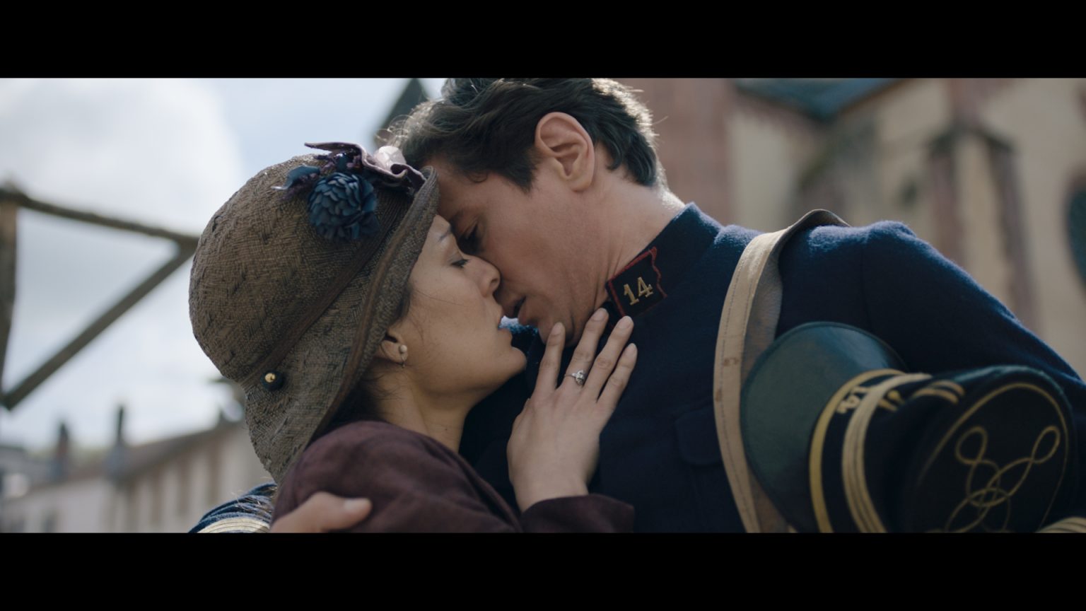 社會議題時代迷你法劇影集《戰火巾幗》評價：1-8集劇情，法國戰爭背景下的女性如何生存