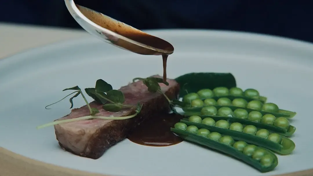 年度狂躁大戏《熊家餐馆 第三季》回归！从无人问津到全网推荐~