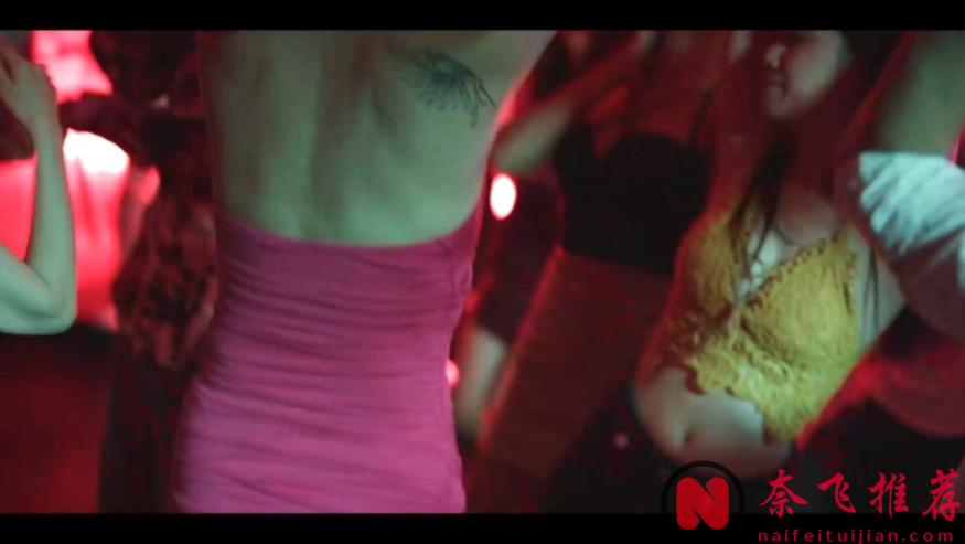 台剧这部尺度新作《死了一个娱乐女记者之后》毫不避讳地揭露了娱乐圈的潜规则和X丑闻！