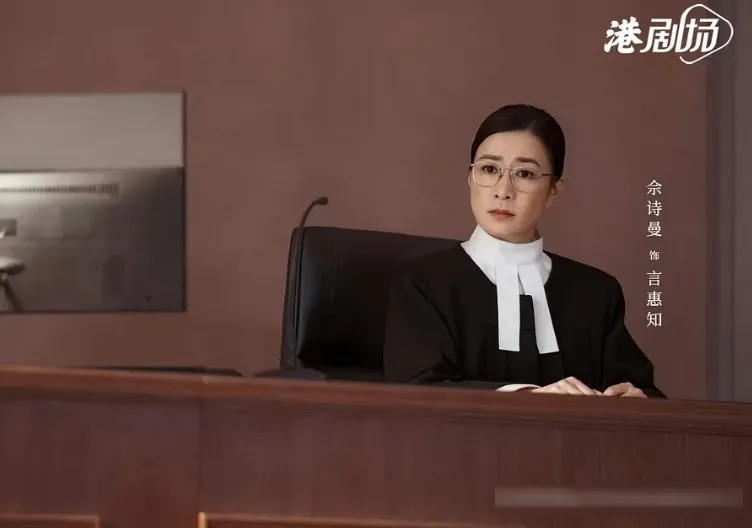《正义女神》:佘诗曼从高等法院自降到少年法庭,审的其实是大人