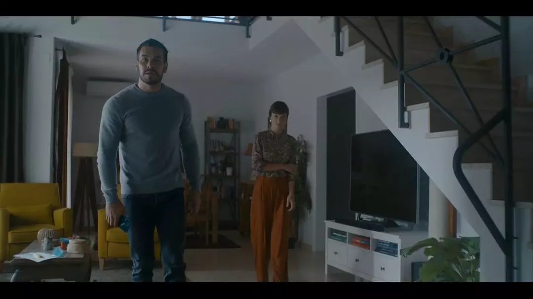 Netflix西班牙神剧《无罪之最/无辜者/第二声铃响》来袭，反转王再次证明什么叫烧脑