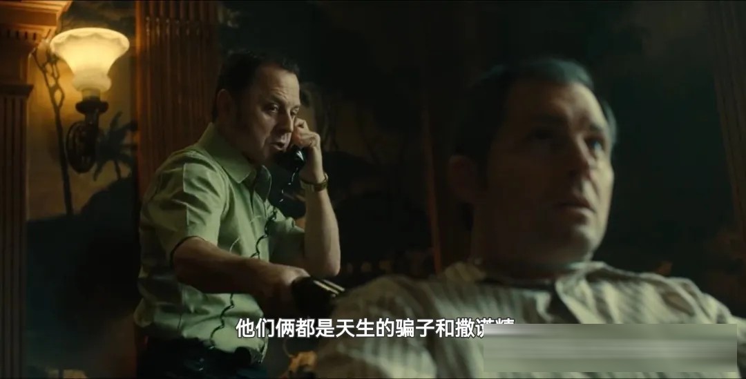 《美国人质》:1977 年他把枪绑在人质后脑勺上,只为要一场直播