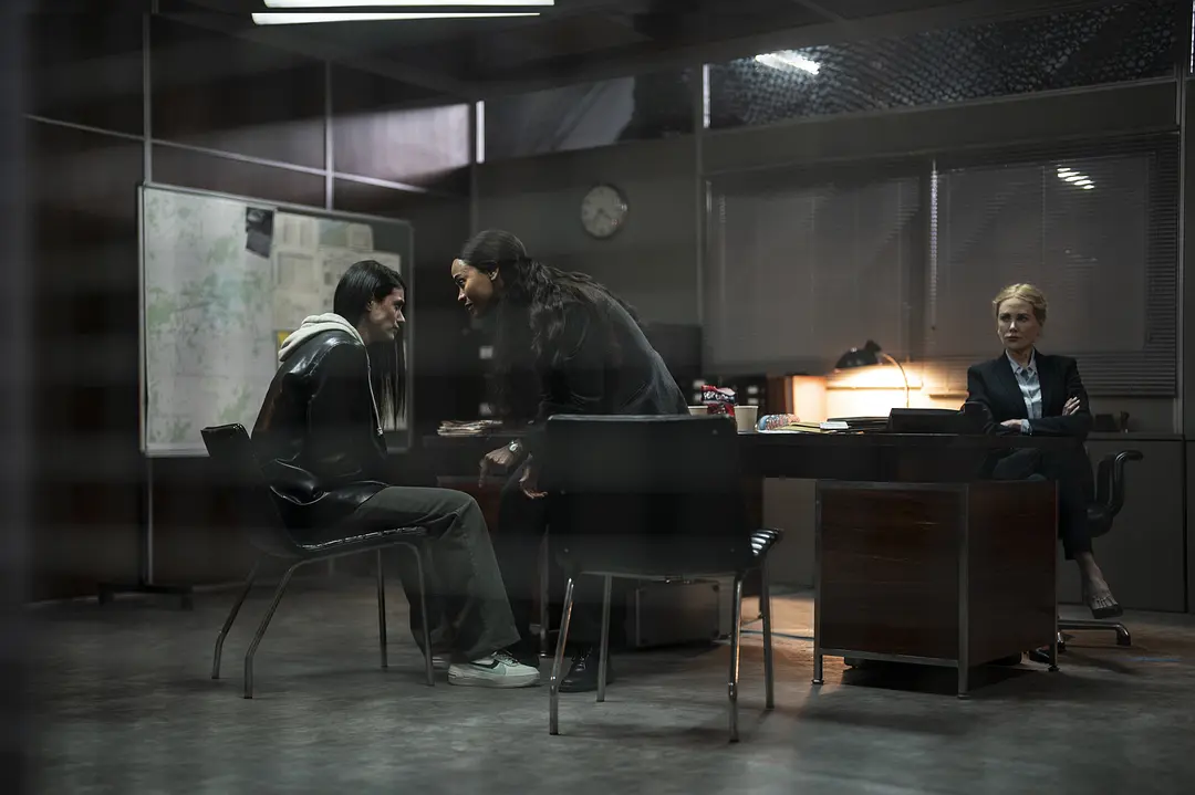 值得回味的爽劇《特別行動：母獅》，從被家暴到頂級殺手，一路逆襲成頂級母獅！