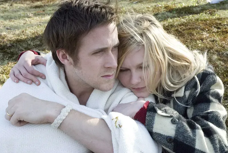 HBO出品，9.1分续作《纽约灾星》第二季来袭