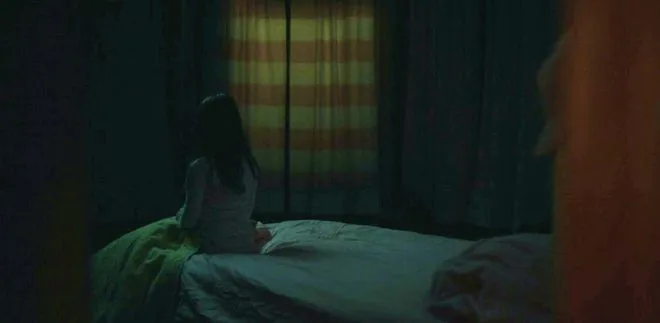 不看到最後，猜不到結局的HBO的重口味美劇《局外人/異鄉客》