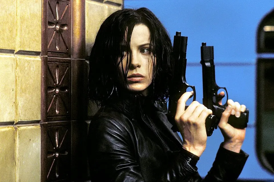 影史上总有些女主角，一登场就惊艳全球