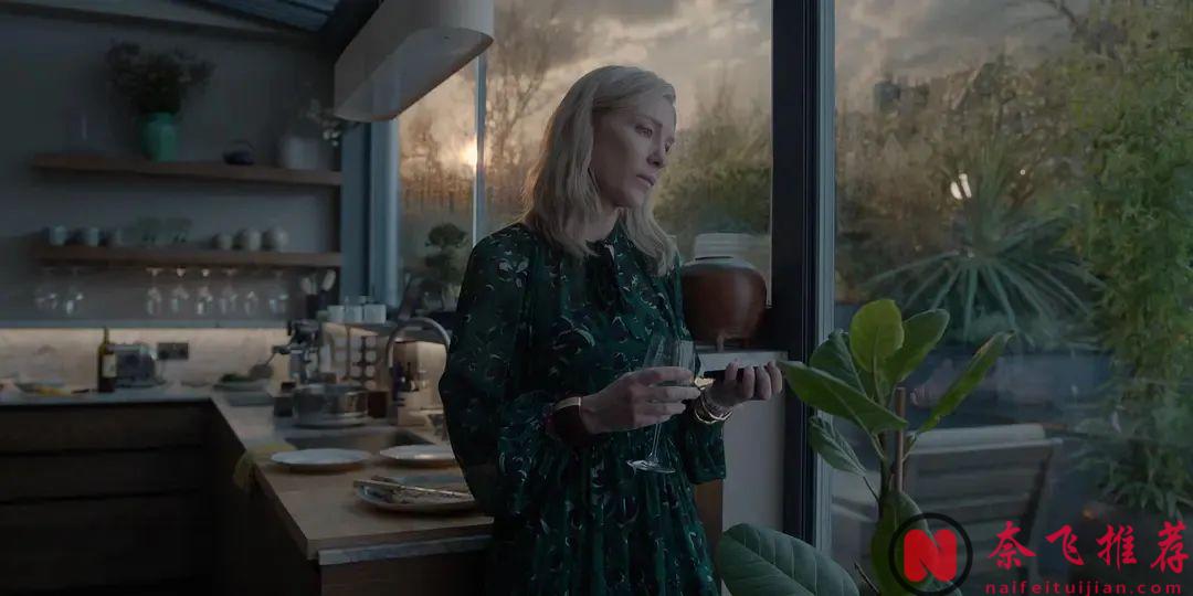 著名導演阿方索·卡隆新作《免責宣告/索命書》，有人用小說揭穿女主隱藏多年秘密，細思極恐！