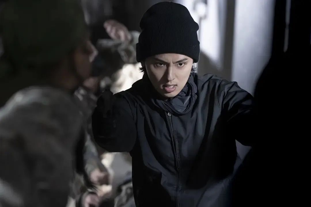 殺瘋了！第一集就爆頭，這新日劇《幸福加奈子的快樂殺手生活》爽到飛起！