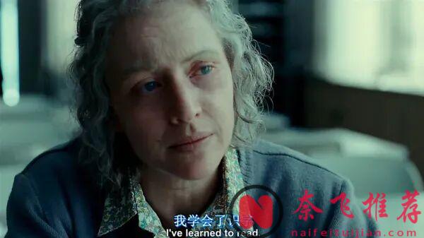 曾以为是爱情，长大后才明白只不过是一次爱的启蒙！超震撼奥斯卡爱情片《朗读者/为爱朗读/读爱/生死朗读》！