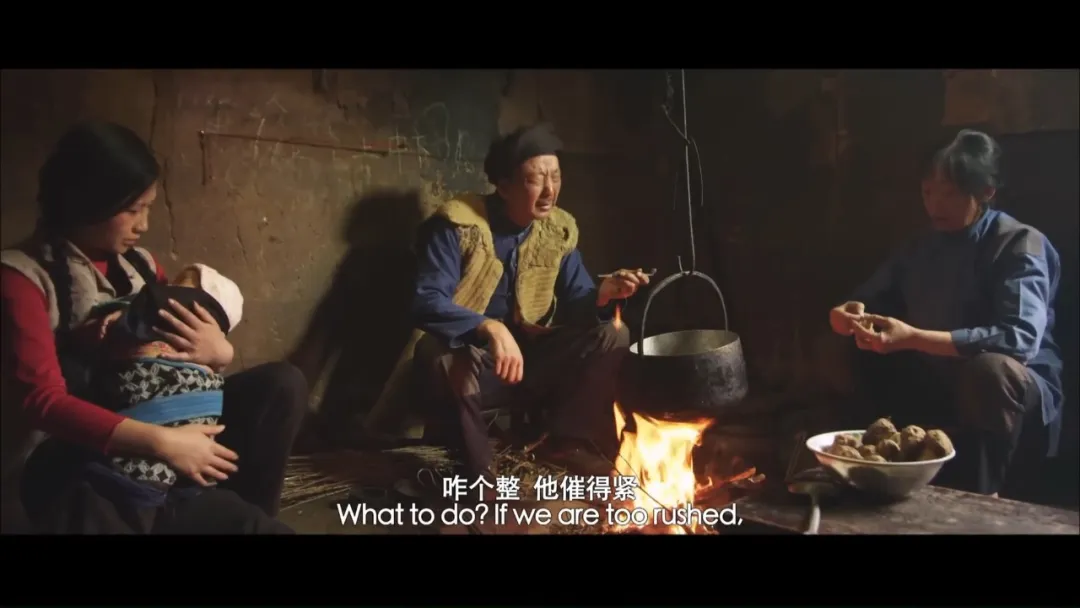 《系红裤带的女人》:八年等待,承诺如何变成婚姻的束缚