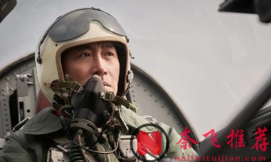 韓國又出一部災難新片《劫機/亡命劫機/劫機1971》，由影壇常客「河正宇」主演，一上映就火爆全網