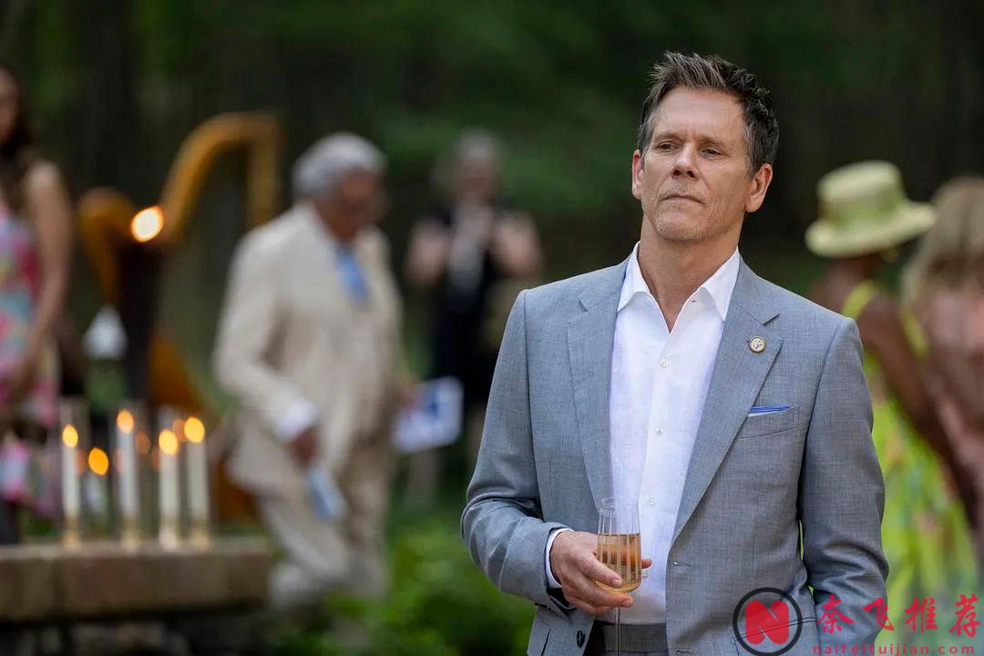 网飞联合奥斯卡影后，又出爆款喜剧《妖惑心计》！