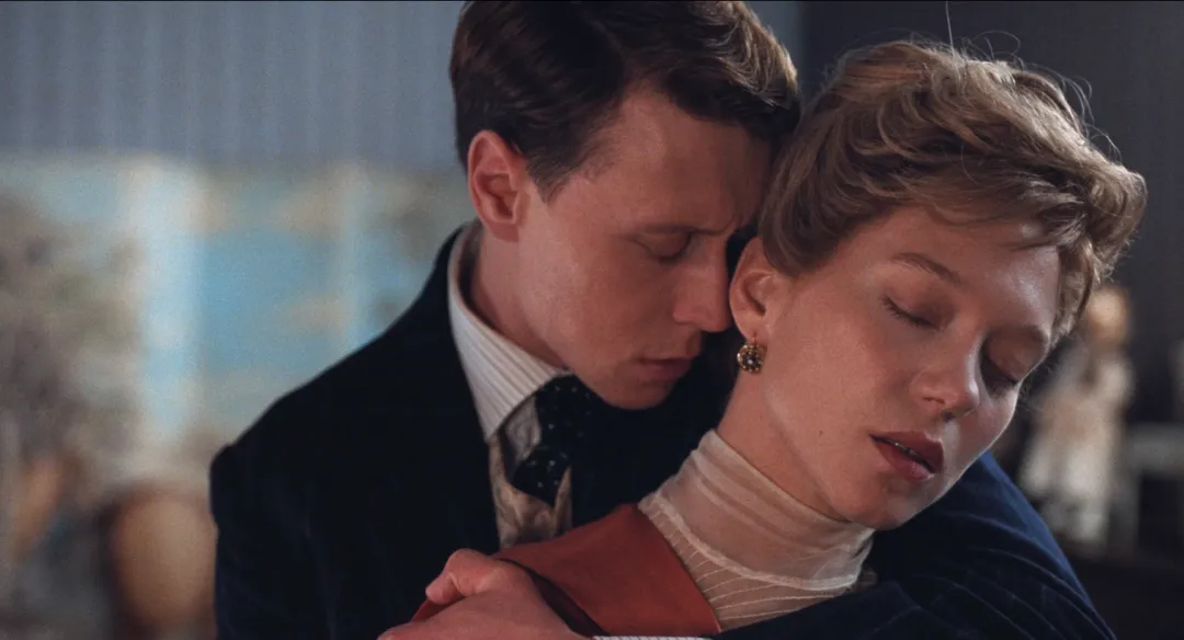 穿越三個時空的懸疑愛情科幻片，女神這新作《野獸/超時空愛殺》太驚豔！