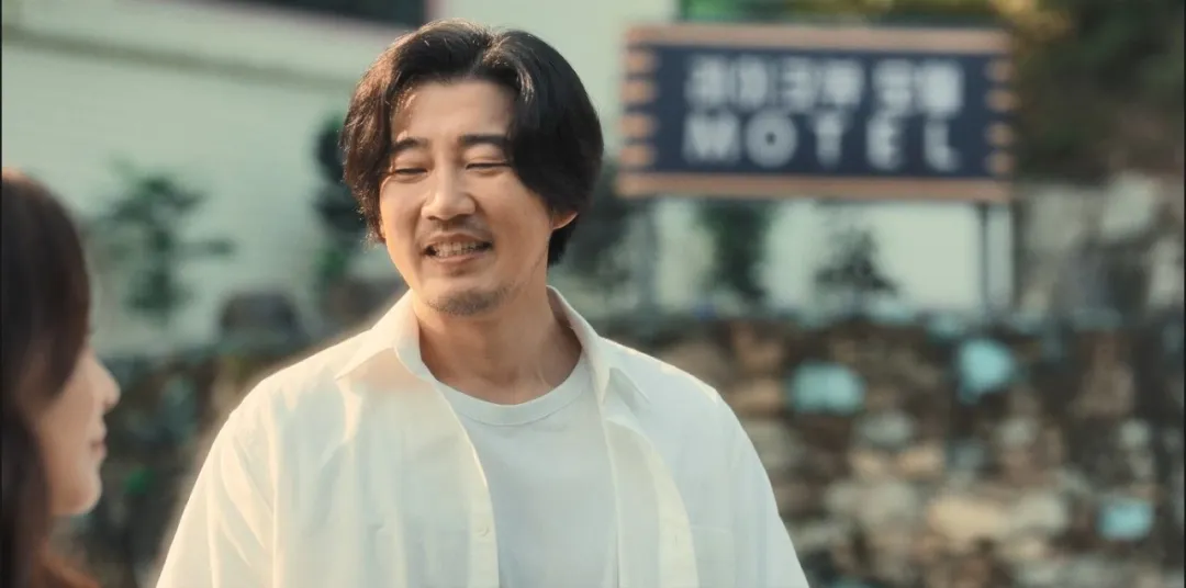 Netflix又出一部剧情迭起，扣人心弦的悬疑佳作《无声蛙鸣》，金允石17年后回归电视剧！