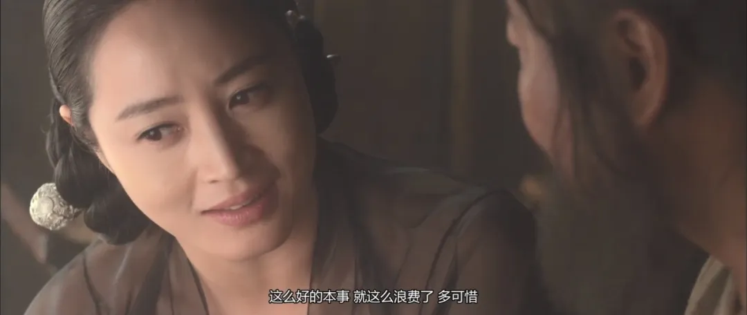 相术引发的宫廷夺权的斗争的韩国电影《观相/观相大师：灭王风暴》，剧情跌宕起伏，值得观看！