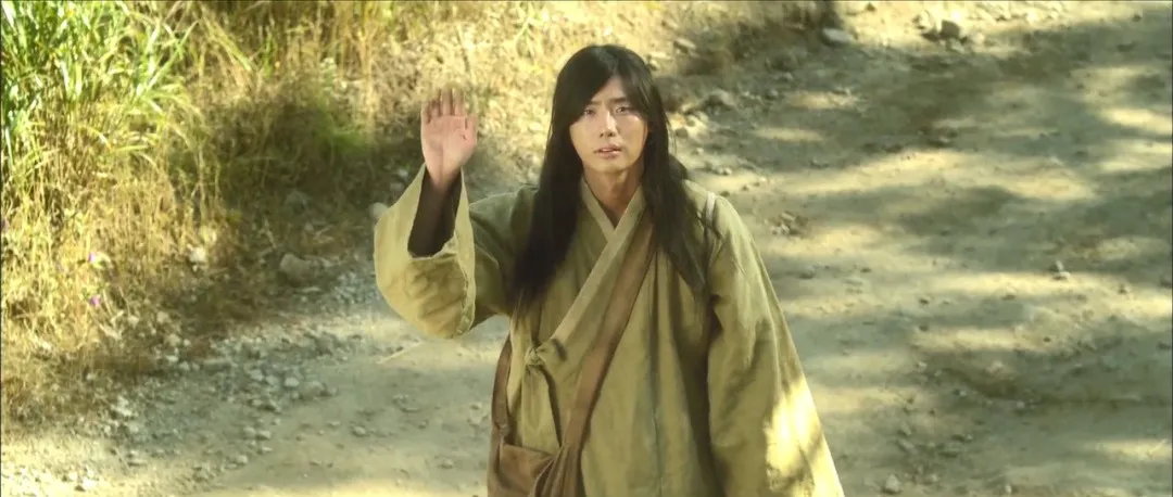 相术引发的宫廷夺权的斗争的韩国电影《观相/观相大师：灭王风暴》，剧情跌宕起伏，值得观看！