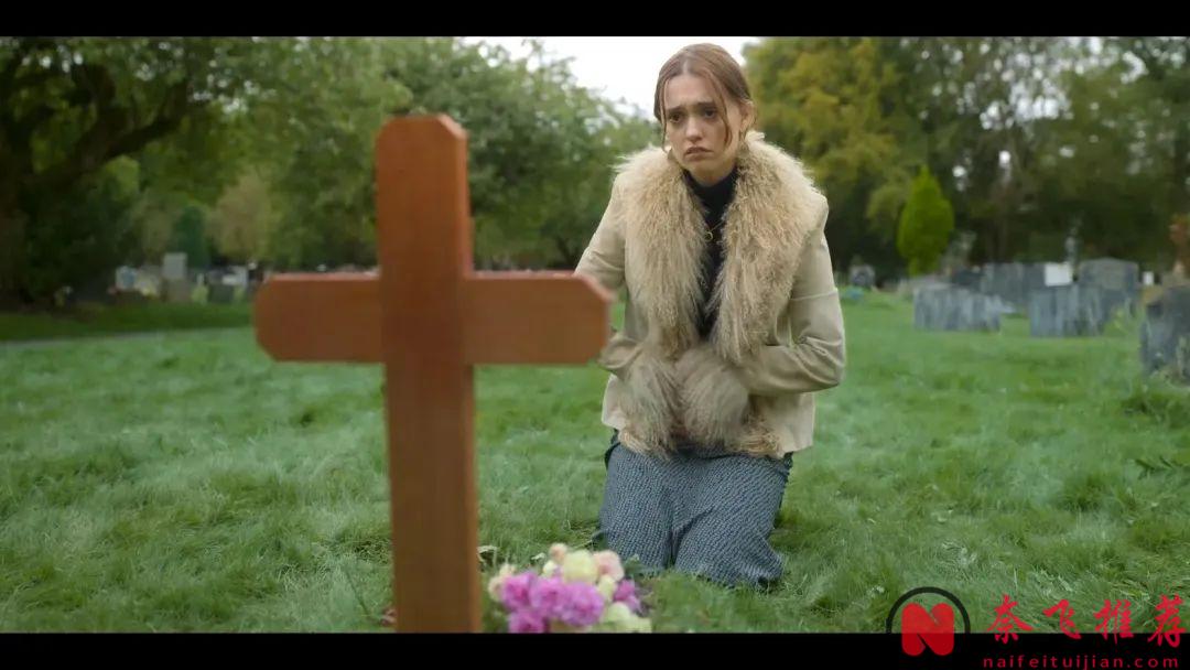 Netflix最新英劇《毒鎮》一部有毒小鎮的血淚史，看完心都涼了半截！