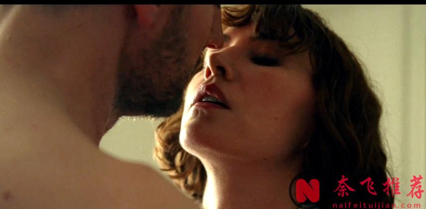 Netflix 出品英剧《情劫/禁忌痴恋》，与未婚夫的政客父亲的不伦之恋