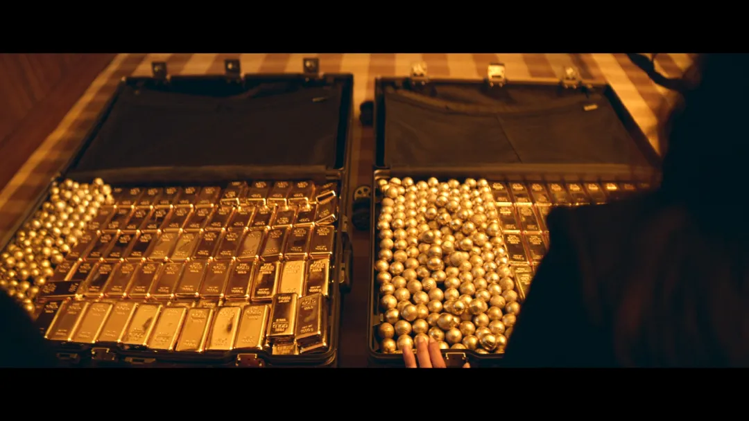 三位女神合體！奉上這部高能爽片《空中乘務員》！