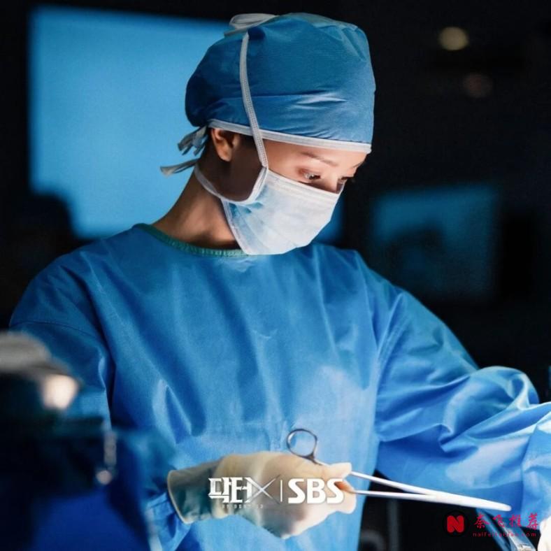 金智媛新劇《Doctor X：白色黑手黨時代》首播11.4%，把年冠劇的紀錄翻過去了