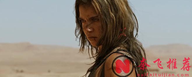 从悬崖坠落到绝地反击，这部女主复仇片《复仇战姬 / 烈女复仇/血色攞命花/浴血狂花》，太生猛了！