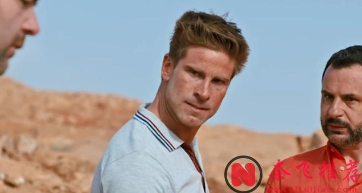 从悬崖坠落到绝地反击，这部女主复仇片《复仇战姬 / 烈女复仇/血色攞命花/浴血狂花》，太生猛了！