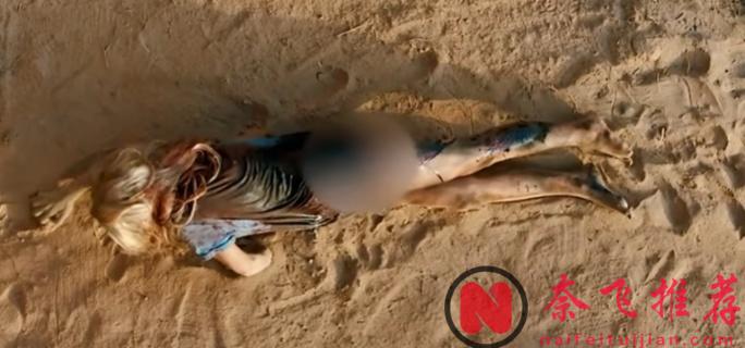 从悬崖坠落到绝地反击，这部女主复仇片《复仇战姬 / 烈女复仇/血色攞命花/浴血狂花》，太生猛了！