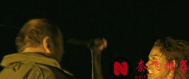 从悬崖坠落到绝地反击，这部女主复仇片《复仇战姬 / 烈女复仇/血色攞命花/浴血狂花》，太生猛了！