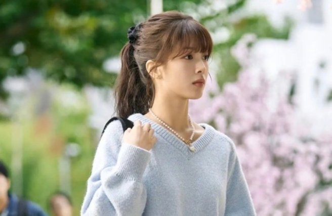 青春校園韓劇《芭妮與哥哥們》開播，四男一女，好癲好野的劇情