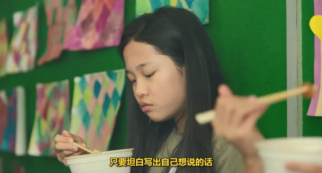 一部描述小女孩敏感的内心世界的韩国电影《秘密之丘》，看完怒打满分，强力推荐...