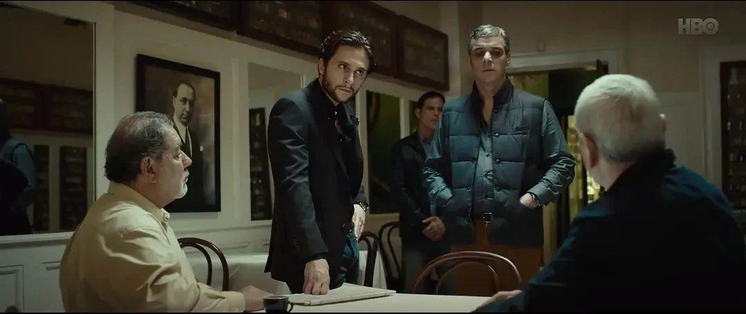 IMDB 3万人8.1高分，豆瓣9.0的神剧「零零零」，挑战Netflix的王牌美剧！