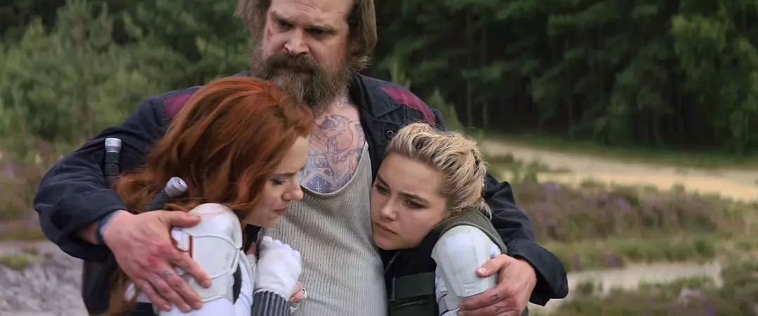 《黑寡妇》不愧是寡姐首部独立电影，姐妹档联手杀疯了