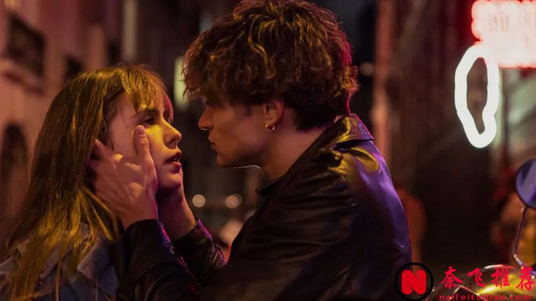 意大利剧集《超性/我是A咖(台)》- 史上最露骨的奈飞剧集「最近大火」！