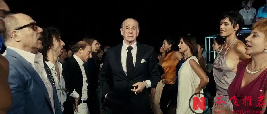 被捧上天，一部堪稱絕美的電影《絕美之城/羅馬浮世繪，人這一生，熱鬧很容易，清醒很難！