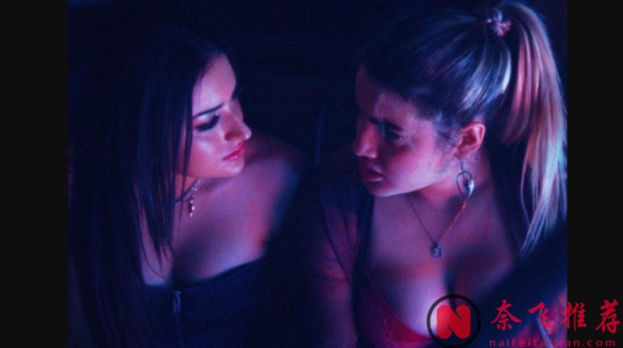 她有点疯，却让人讨厌不起来！这部戛纳电影节入围作品《野性钻石/浴火野钻》一定要看！