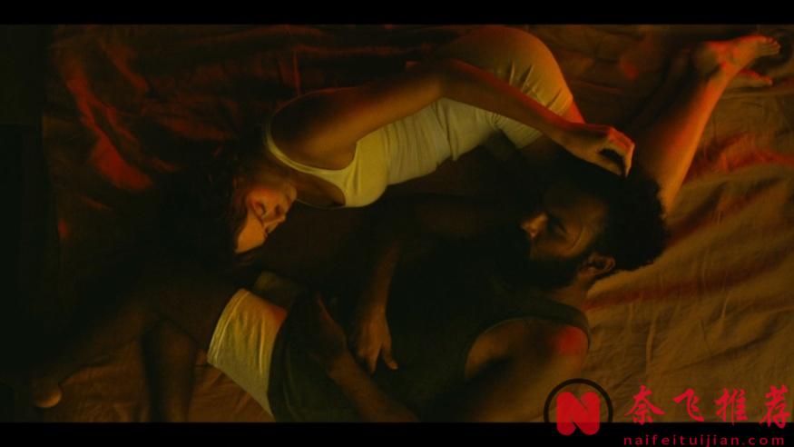 兩大女神合體，這尺度科幻《評估/考覈》以生育權爭奪為核心展開敘事，看麻了！