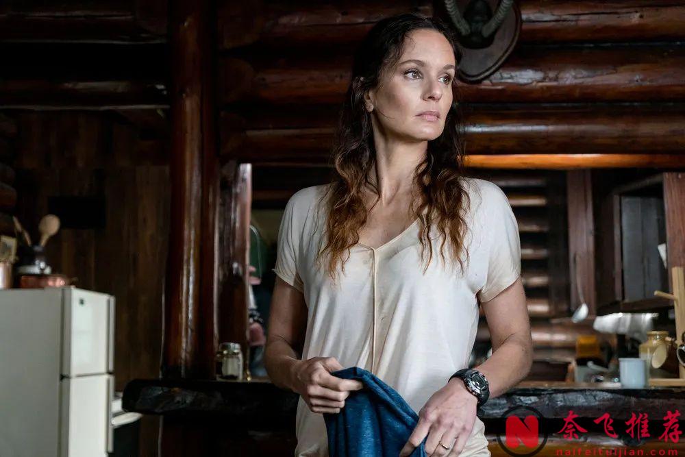 曾被当面吐口水？《越狱》女主回忆拍摄时的不愉快