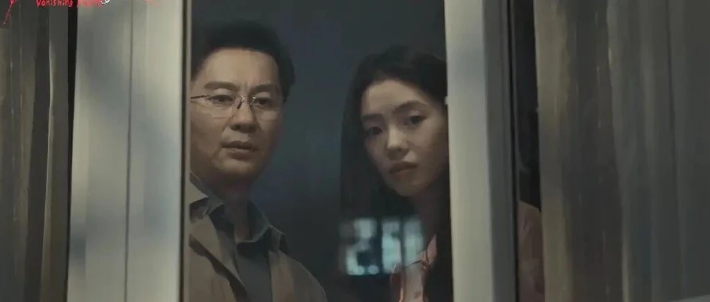 《消失的人》的惊悚是刻意的，但那个初中女孩才真的可怕