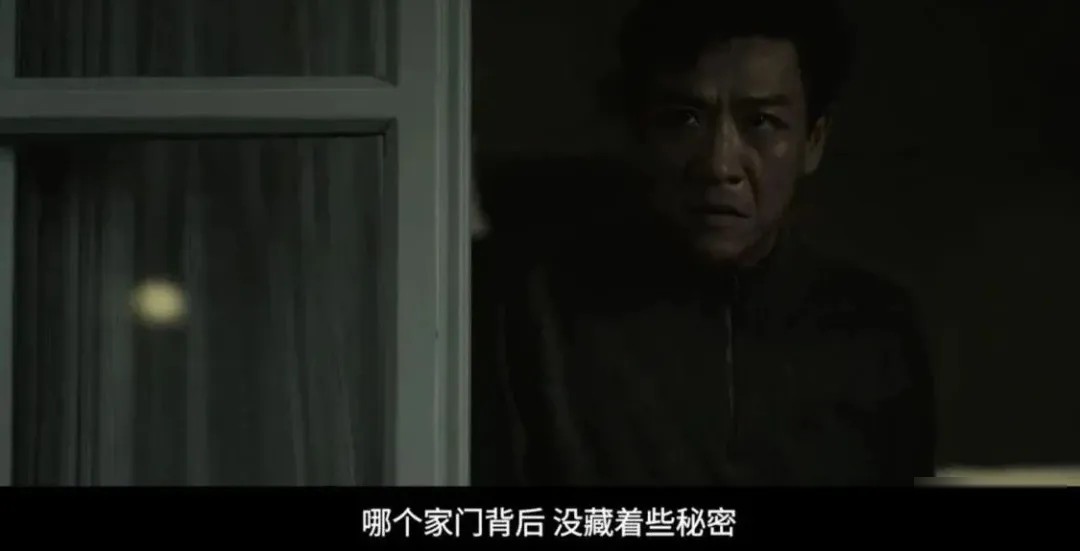 《消失的人》的惊悚是刻意的，但那个初中女孩才真的可怕