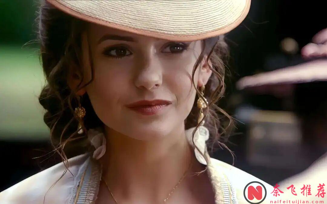 这位保加利亚美人《妮娜·杜波夫/多布雷夫》，凭一人分饰两角征服全球观众