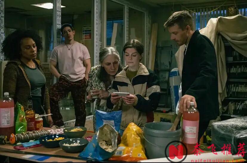 一集9.0，這部年度最佳諜戰劇《流人/翻盤特工隊/外放特務組》第五季迴歸！