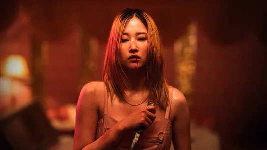 5部韩国犯罪与动作电影:女演员如何撑起关键角色