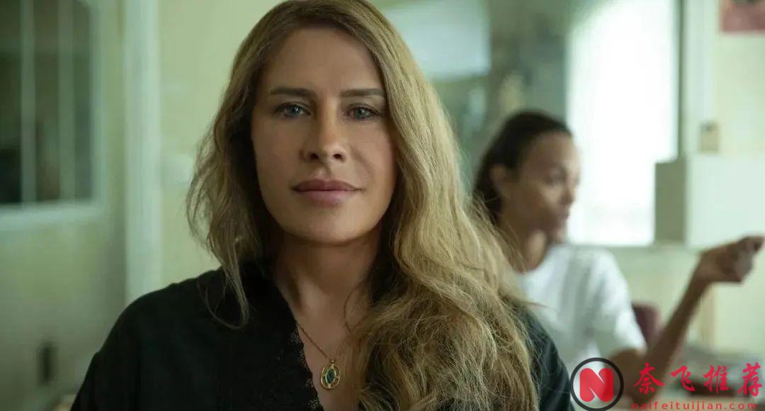 争议变性演员继续接活；《逃出绝命镇/访‧吓》导演将恐怖带到美式橄榄球