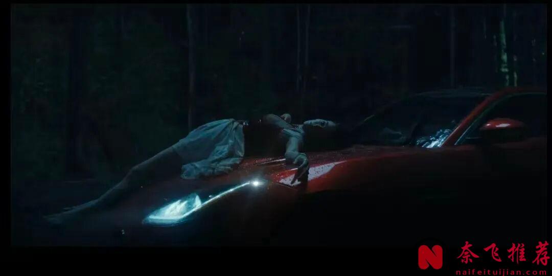 尺度太大了，Netflix這部改編自暢銷小說的新懸疑劇《他和她的謊/雙面故事》節奏緊湊到根本停不下來！