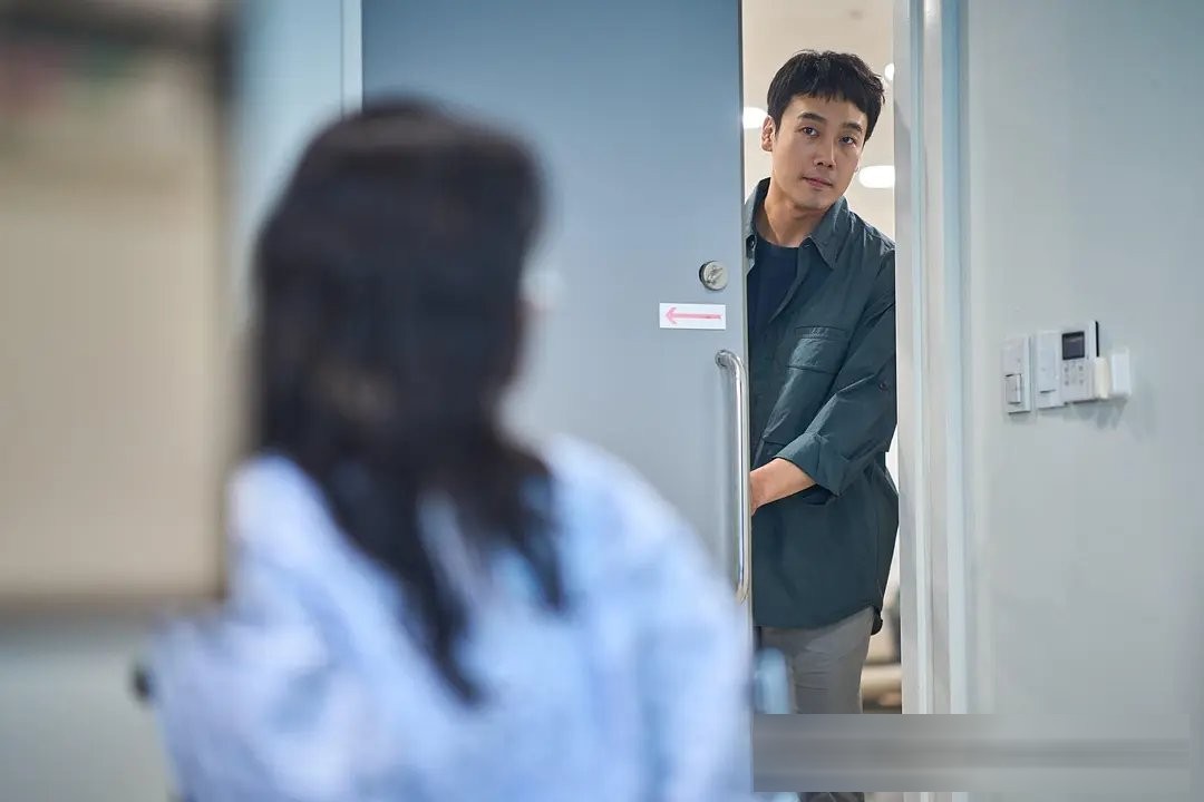 韓國《眼眸》:申敏兒一人分飾兩角,全片沒有一隻鬼卻讓你不敢關燈