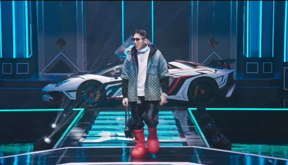 韩剧《激赞网红》：另类版“鱿鱼游戏”，揭露网红经济背后的残酷真相