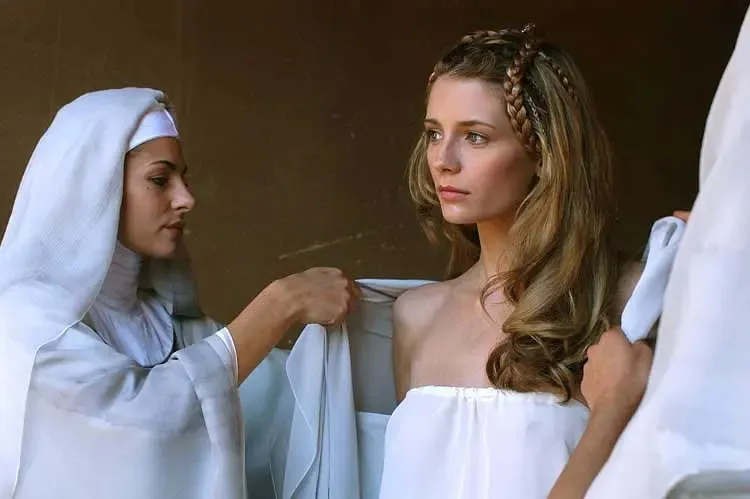 尺度爆炸！打码看都辣眼睛，天使姐姐们的古典香艳电影《处女地/十日谈》