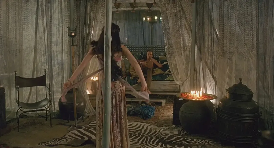 尺度爆炸！打码看都辣眼睛，天使姐姐们的古典香艳电影《处女地/十日谈》